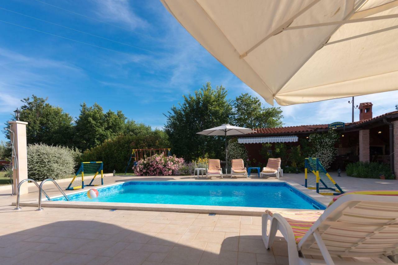 Hacienda Rosemary Villa Muntić Kültér fotó